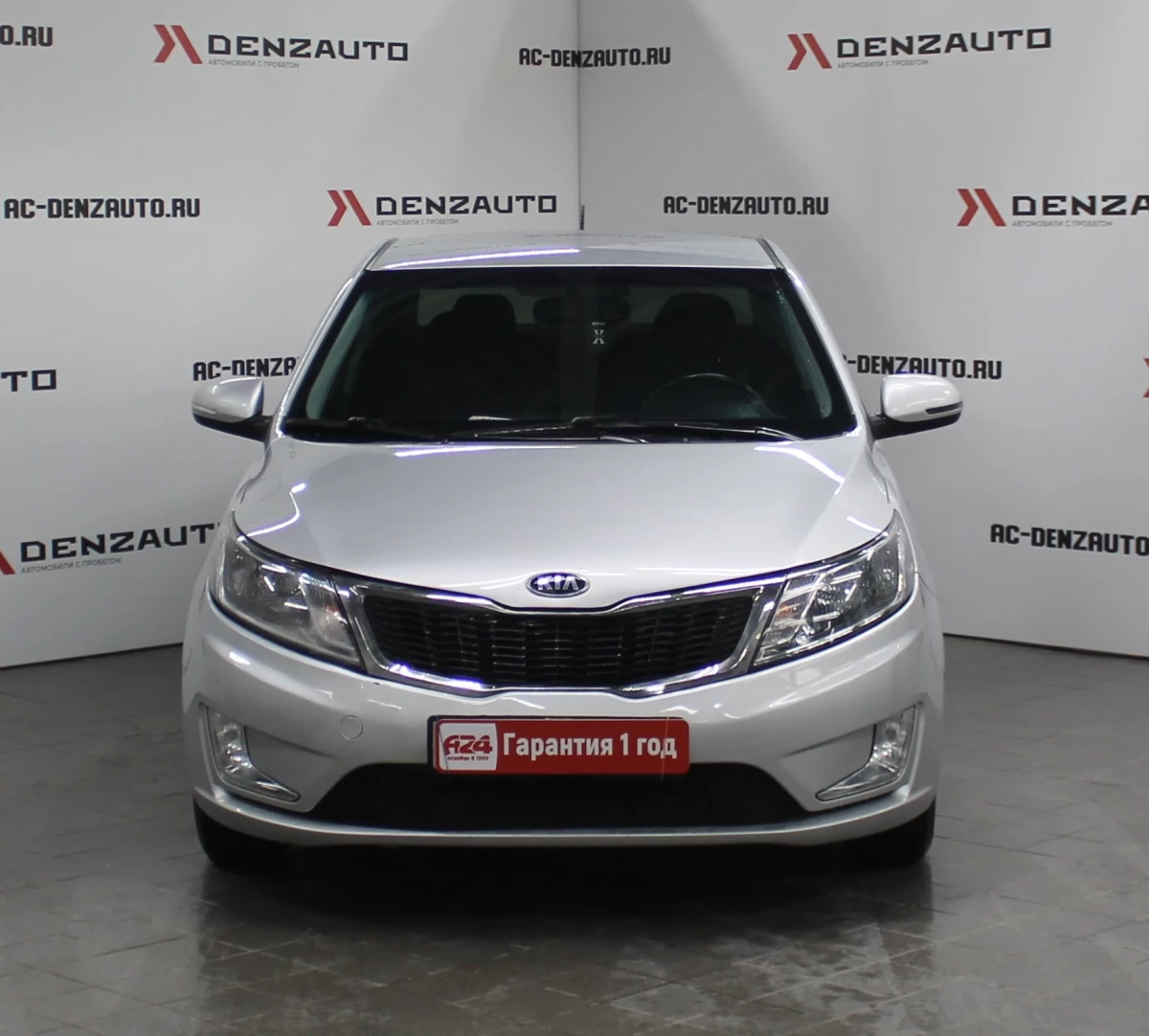 Купить Kia Rio 2014 г.в. 98245 Автоматическая Бензин/1591 см3 за 999000  руб. скидка 0 руб. в Кредит от 8.9% годовых.