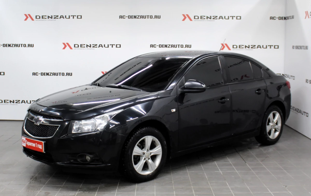 Купить Chevrolet Cruze 2010 г.в. 186000 Механическая Бензин/1800 см3 за  699000 руб. скидка 0 руб. в Кредит от 8.9% годовых.