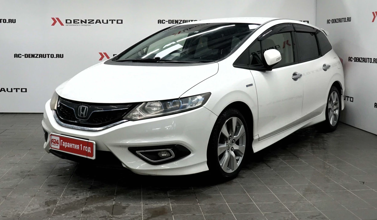 Купить Honda Jade 2015 г.в. 130000 Робот Гибрид/1500 см3 за 1509500 руб.  скидка 0 руб. в Кредит от 8.9% годовых.