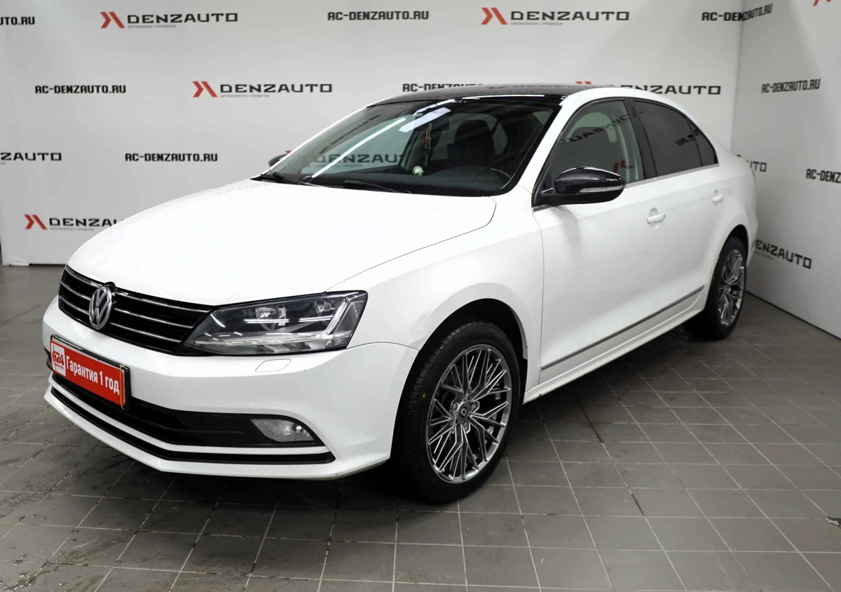 Купить Volkswagen Jetta 2018 г.в. 180000 Автоматическая Бензин/1400 см3 за  1659500 руб. скидка 0 руб. в Кредит от 8.9% годовых.