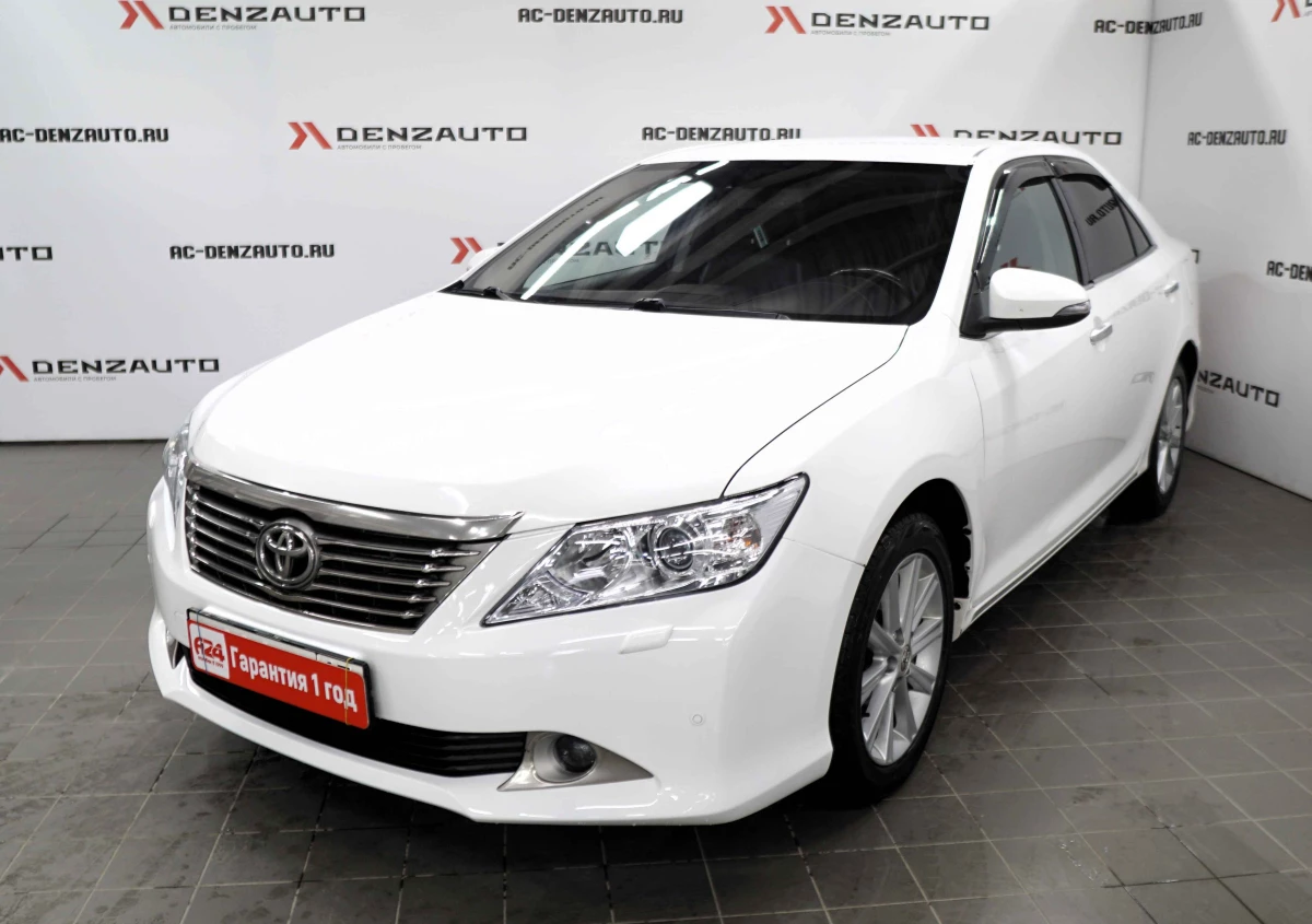 Купить Toyota Camry 2012 г.в. 157000 Автоматическая Бензин/2500 см3 за  1659500 руб. скидка 0 руб. в Кредит от 8.9% годовых.