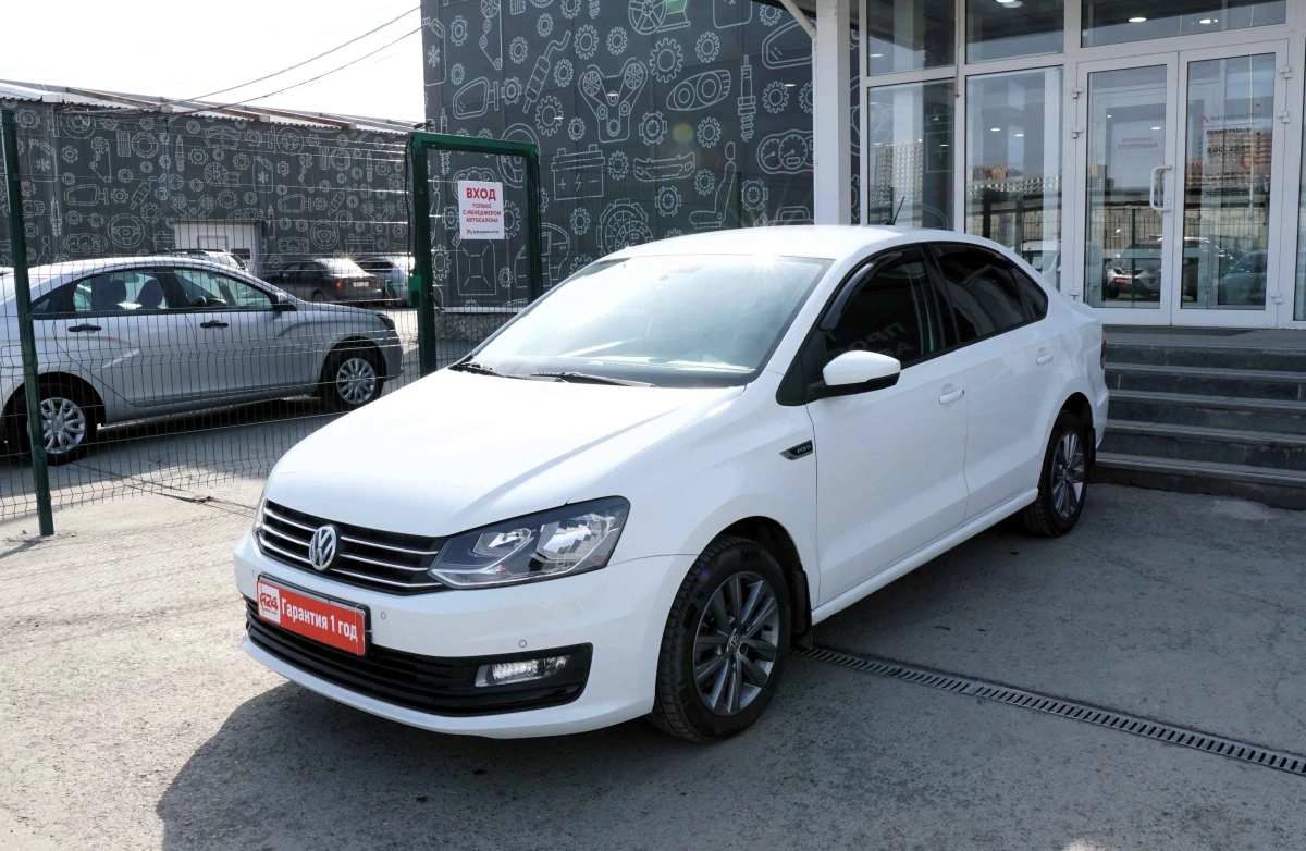 Купить Volkswagen Polo 2019 г.в. 45000 Автоматическая Бензин/1600 см3 за  1694500 руб. скидка 0 руб. в Кредит от 8.9% годовых.